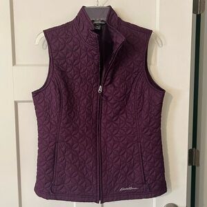 Eddie Bauer Patterned Quilted Vest Size M in Plum